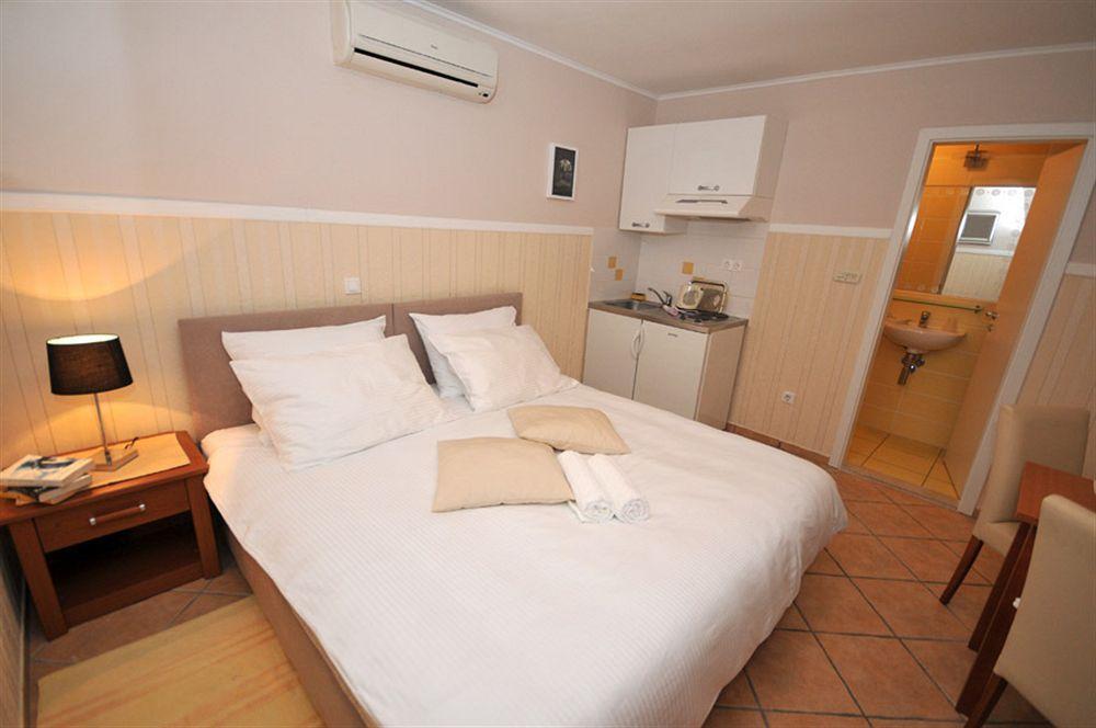 Apartments & Rooms Buble Trogir Dış mekan fotoğraf